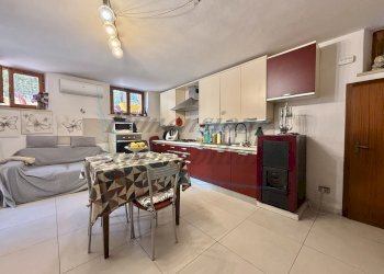 photo_3_2026-04-18_11-20-32.jpg - Four-room apartment Via Lago di Garda, Rosignano Marittimo - photo 3