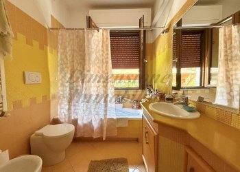 photo_18_2026-04-18_11-20-32.jpg - Four-room apartment Via Lago di Garda, Rosignano Marittimo - photo 11