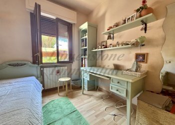 photo_17_2026-04-18_11-20-32.jpg - Four-room apartment Via Lago di Garda, Rosignano Marittimo - photo 17
