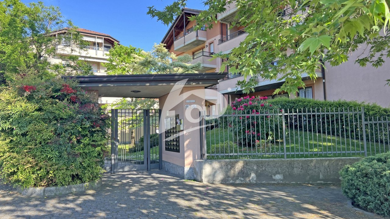 ingresso pedonale - Three-room apartment Via Giuseppe Garibaldi 30, Cittiglio - photo 1