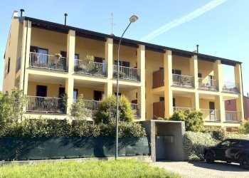 Four-room apartment Vimercate - photo 1