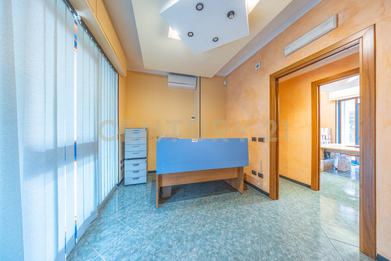 6.jpg - Ufficio Via Claudio Villa 81, Roma - foto 2