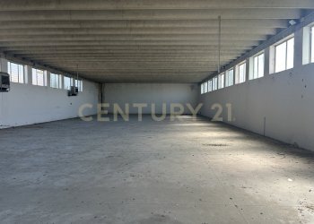 interno - Commercial Premises Via San Pierino 316, Bovolone - photo 5