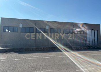 esterno 2 - Locale Commerciale Via Caduti sul Lavoro 23, Isola della Scala - foto 3