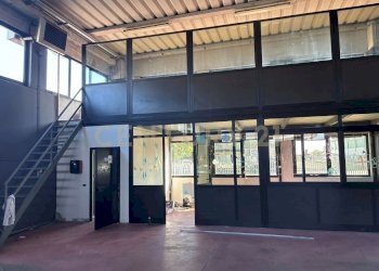 foto interne 3 - Locale Commerciale Via Caduti sul Lavoro 23, Isola della Scala - foto 15