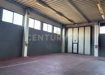 foto interno 10 - Locale Commerciale Via Caduti sul Lavoro 23, Isola della Scala - foto 29