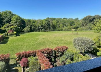 Vista su giardino - Terraced Villa Via Somaini 3, San Fermo della Battaglia - photo 6