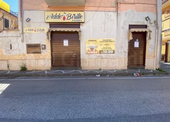 d79f420b-84e1-4472-b5f3-79d0ed29dc10.JPG - Locale Commerciale Giugliano in Campania - foto 1