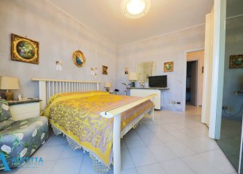 camera da letto - Appartamento Via Lago Trasimeno 27, Taranto - foto 16