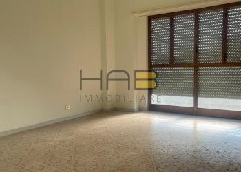 30f31bb5-9070-4d15-9f02-edbc84f63729.jpg - Three-room apartment Trapani - photo 8