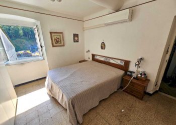 camera 1.jpeg - Apartment Via Martiri della Libertà 225, Campomorone - photo 16