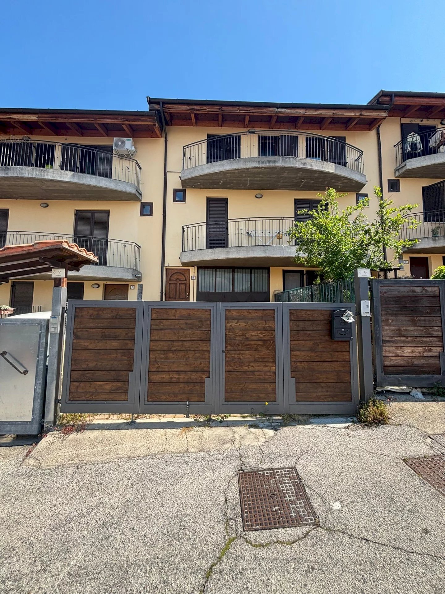 Villa a Schiera Via Pallanza, Montesilvano - foto 1