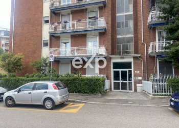 Three-room apartment Via Asiago, Baranzate - photo 2