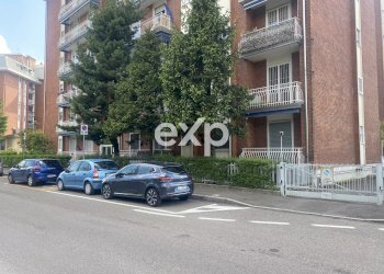 Three-room apartment Via Asiago, Baranzate - photo 3