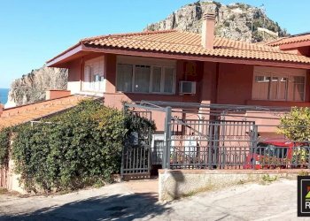 Villa Via H, Cefalù - foto 1