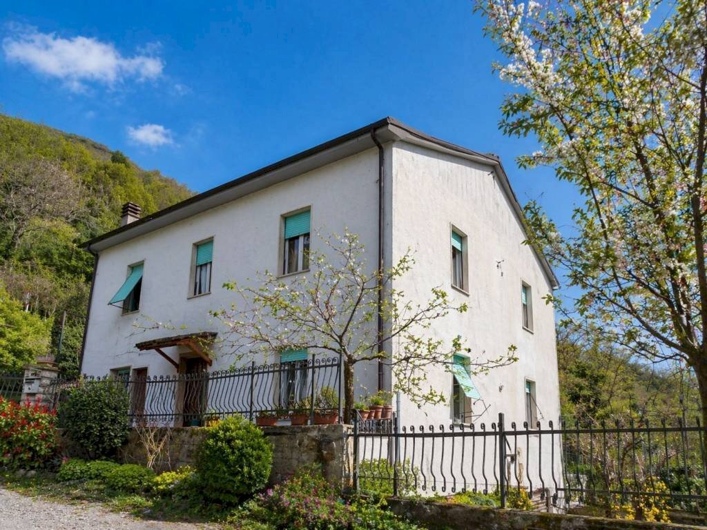Villa strada di Mazzelvetta, Terni - foto 1