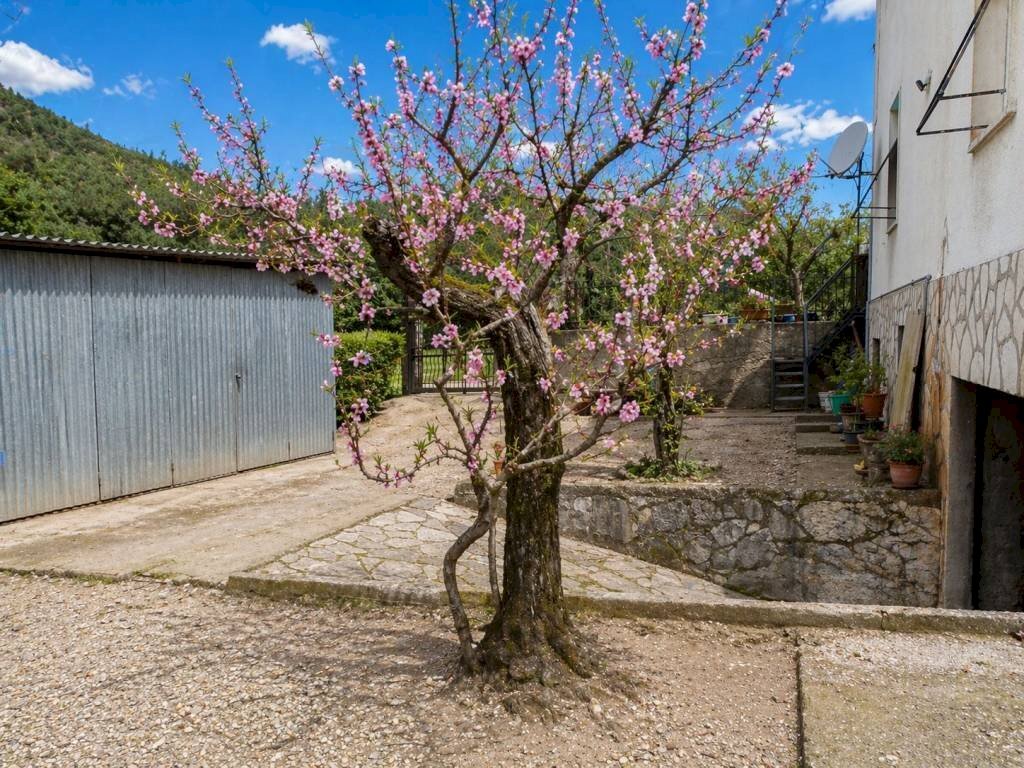 Villa strada di Mazzelvetta, Terni - foto 3