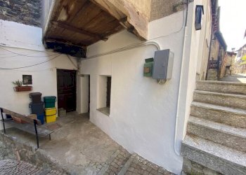 Three-room apartment Frazione Chataignére 22, Challand-Saint-Victor - photo 2