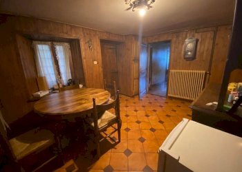 Three-room apartment Frazione Chataignére 22, Challand-Saint-Victor - photo 5