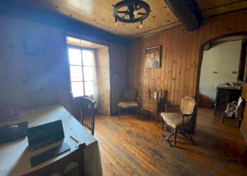 Three-room apartment Frazione Chataignére 22, Challand-Saint-Victor - photo 11