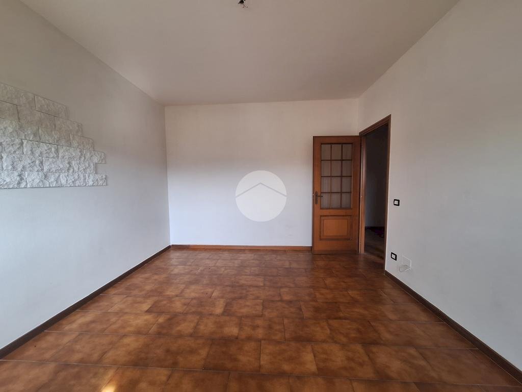 Three-room apartment Via Romanello, Romano Canavese - photo 2