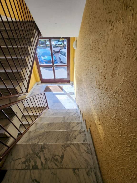 Three-room apartment Torino (neighborhood Mirafiori Sud) - photo 3
