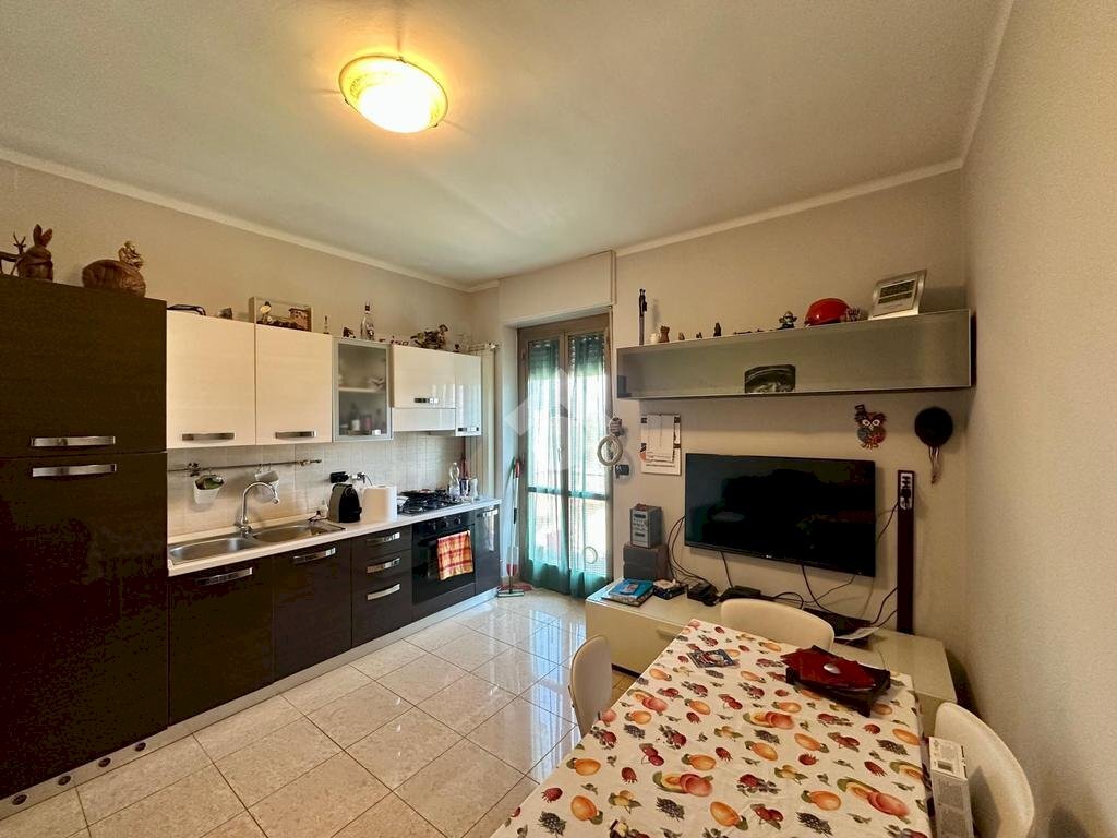 Two-room apartment Viale martiri della libertà, Borgaro Torinese - photo 1