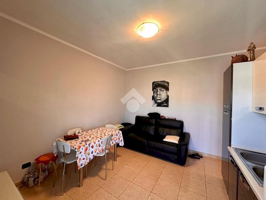 Two-room apartment Viale martiri della libertà, Borgaro Torinese - photo 3
