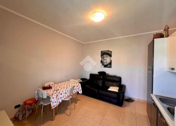 Two-room apartment Viale martiri della libertà, Borgaro Torinese - photo 3