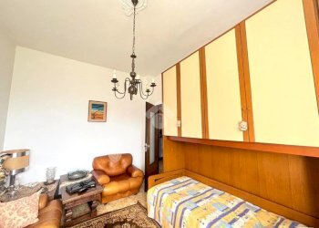 Three-room apartment Via 8 Marzo, Sant'Olcese - photo 12