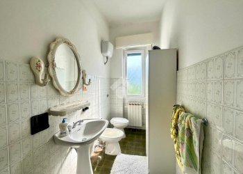 Three-room apartment Via 8 Marzo, Sant'Olcese - photo 22