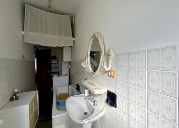 Three-room apartment Via 8 Marzo, Sant'Olcese - photo 23