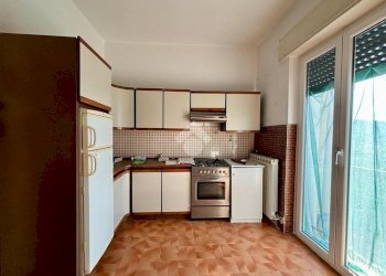 Three-room apartment Via 8 Marzo, Sant'Olcese - photo 3
