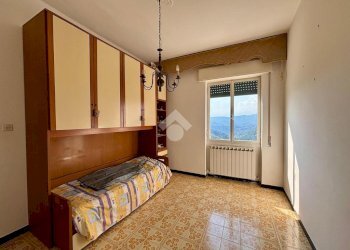 Three-room apartment Via 8 Marzo, Sant'Olcese - photo 5