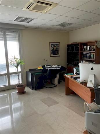 Office VIA AMENDOLA AD.ZE, Bologna - photo 3