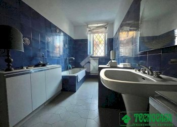 Appartamento Via Mascardi, Sarzana - foto 11