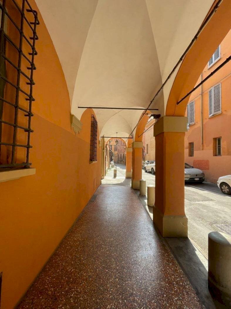 Quadrilocale Via Armando Quadri, 6, Bologna (zona Centro Storico) - foto 3