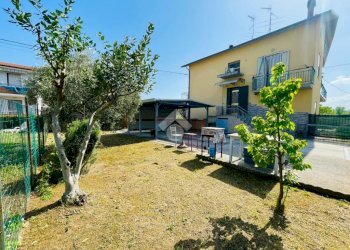 Portion of a house Via Tevere, Tavullia - photo 1