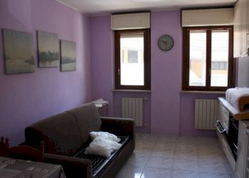 Three-room apartment Torino (neighborhood Centro) - photo 2
