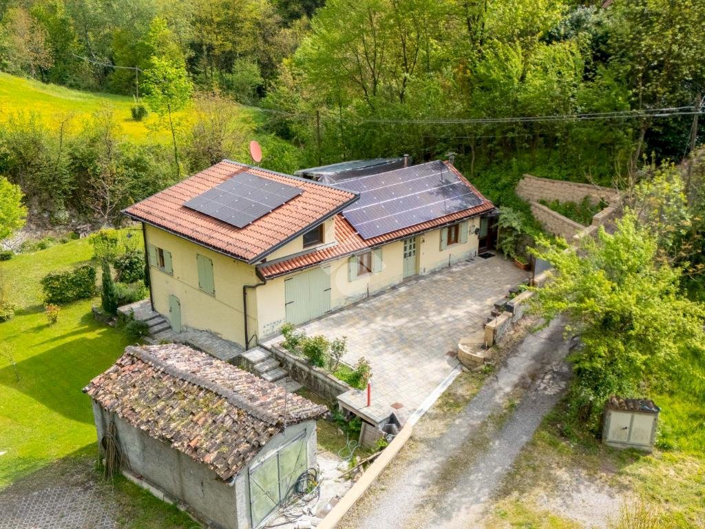 Independent house Via Varana, Casina - photo 1
