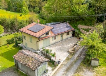 Independent house Via Varana, Casina - photo 1