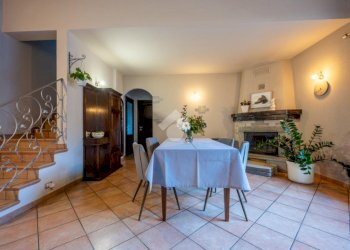 Portion of a house Via Caporgno, Envie - photo 9