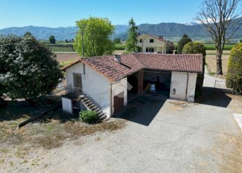Independent house Via Barge, Revello - photo 26
