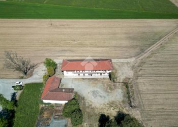 Independent house Via Barge, Revello - photo 29