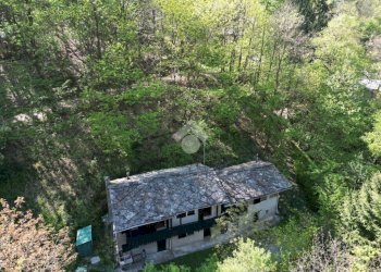 Independent house Via Comba Nari, Gambasca - photo 1