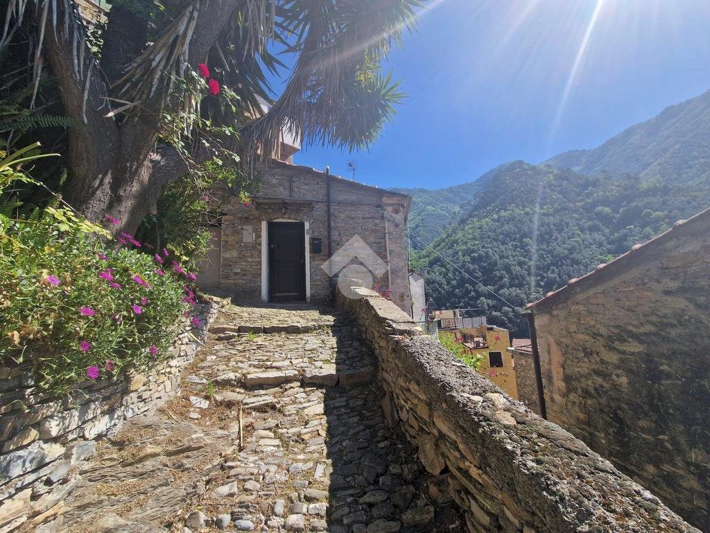 Appartamento Via San Nicolo', Badalucco - foto 1