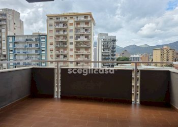 Foto 16 - Three-room apartment Viale Croce Rossa
 
189, Palermo - photo 15