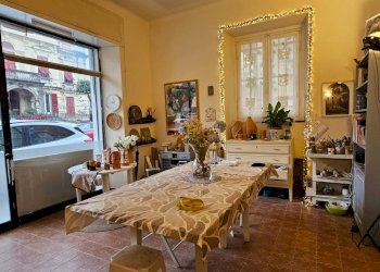 Foto 2 - Commercial Premises VIA  TRIESTE
 
49, Chiavari - photo 2