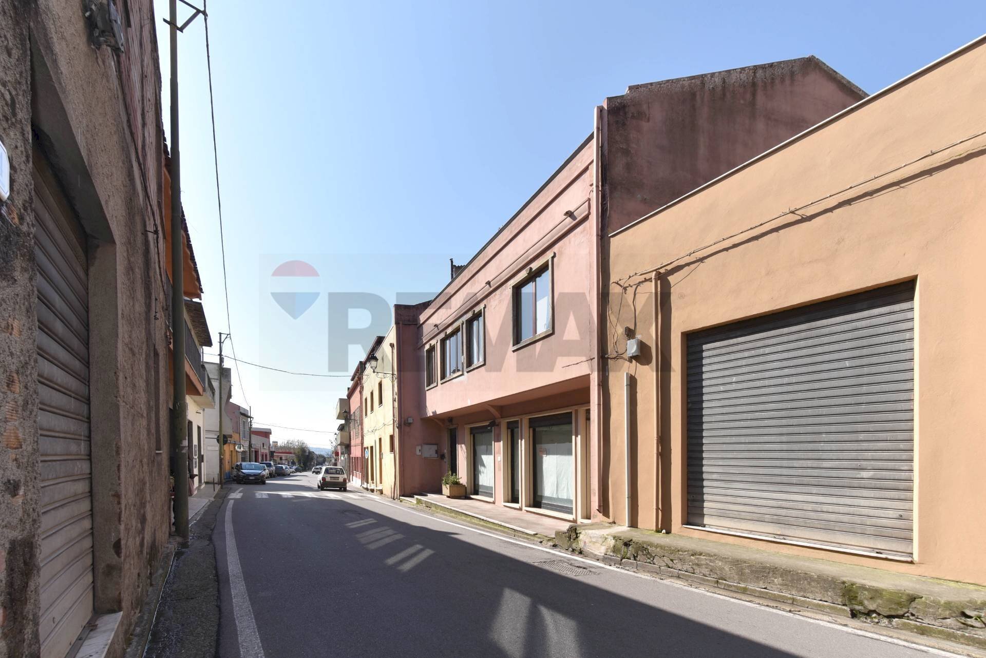 Edificio all\'aperto - Shop via carlo sanna
 
83, Senorbì - photo 3