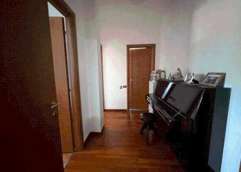 Disimpegno - Three-room apartment piazza Papa Giovanni XXIII, Torre Boldone - photo 8